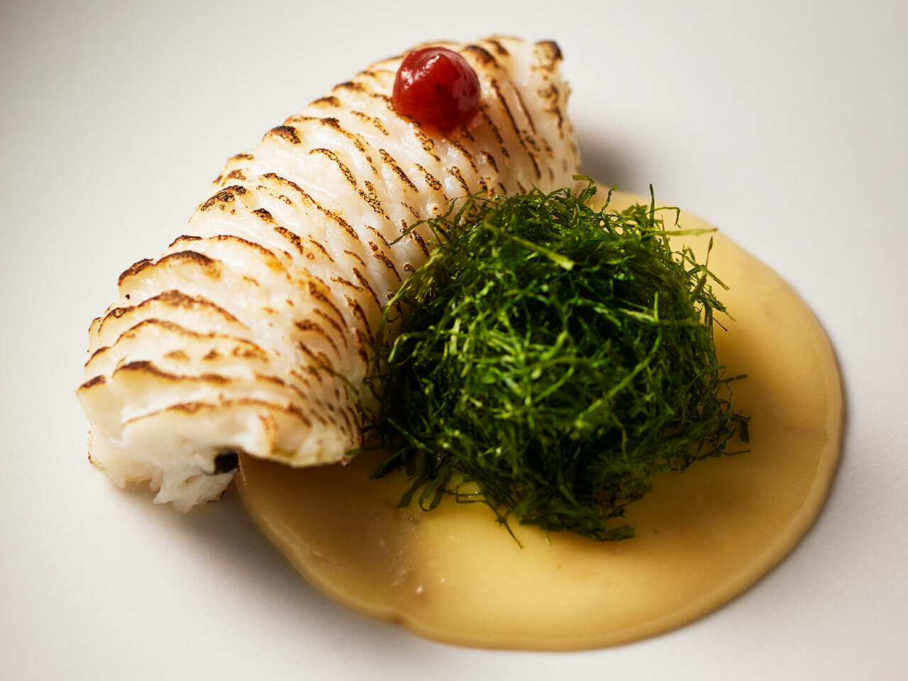 六本木『Restaurant O』の「鱧の塩焼き」