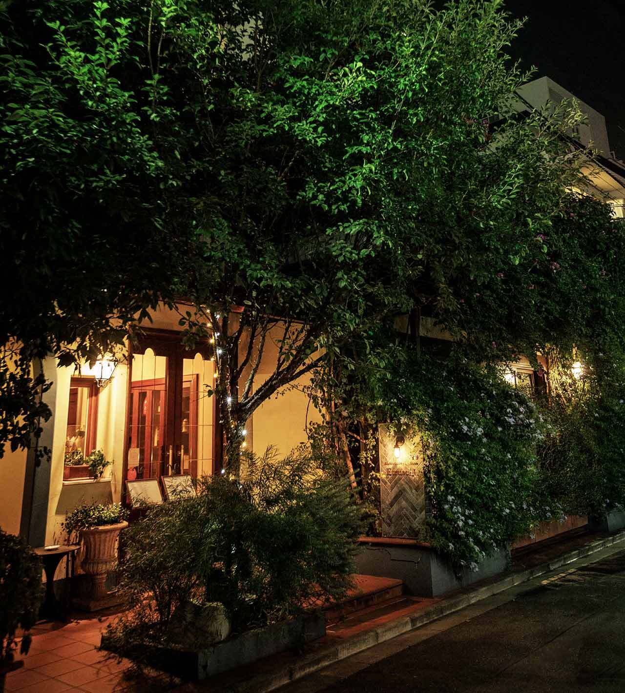 表参道『リストランテ イタリアーノ エトゥルスキ』の外観