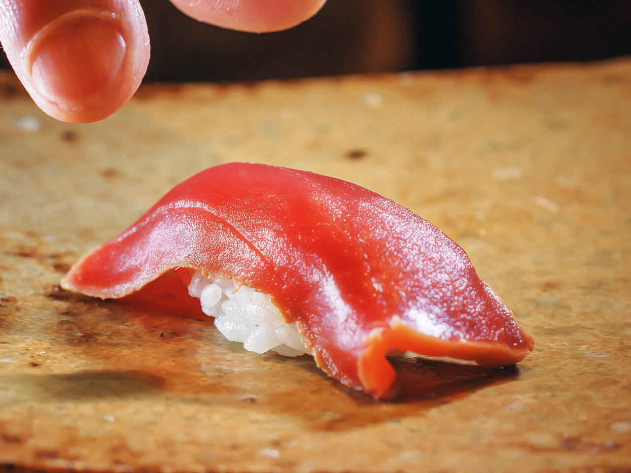 新橋『久兵衛 本店』の「ヅケ」