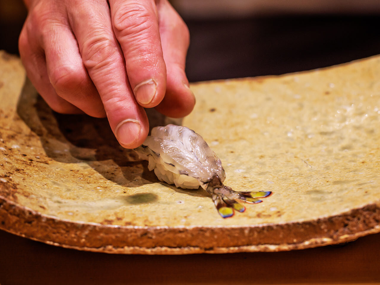 新橋『久兵衛 本店』の「車エビの握り」