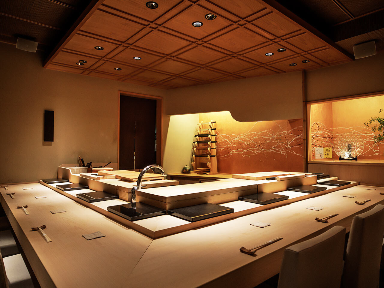 銀座『鮨 江藤』の内観