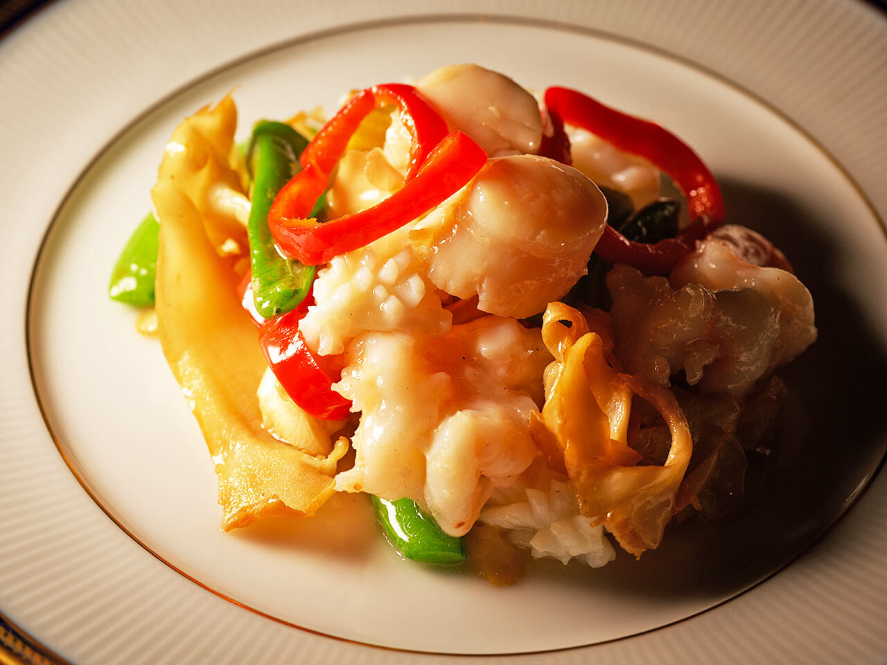 五反田『彬龍華66』の「海鮮三種のあっさり炒め」