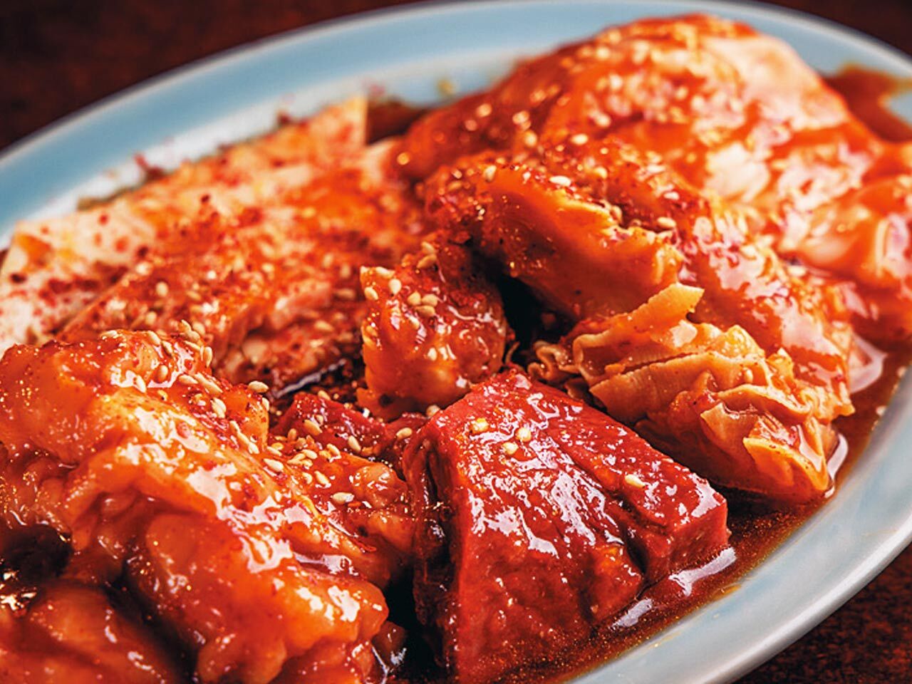 新御茶ノ水『焼肉ホルモン アポロン 神田駿河台』の「ホルモン盛り合わせ」