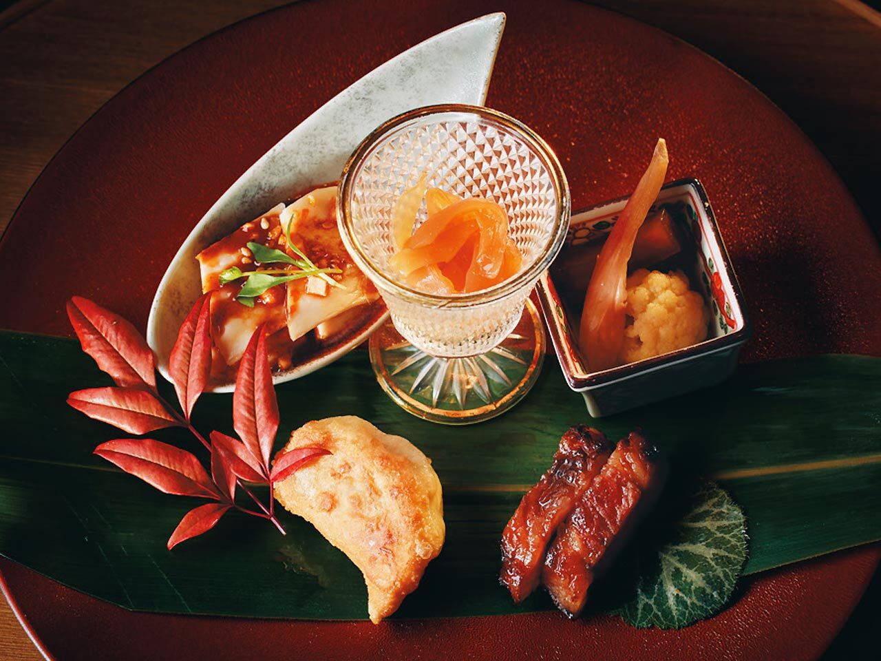 牛込神楽坂『茶龍』の「前菜盛り合わせ」