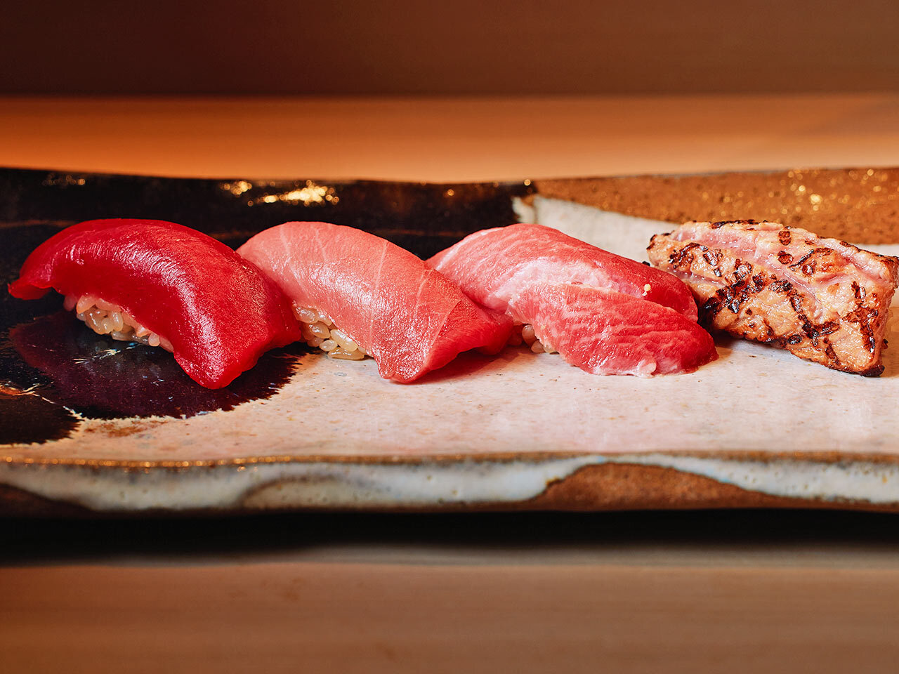 幡ヶ谷『鮨 東京 よし田』の「まぐろ4貫」