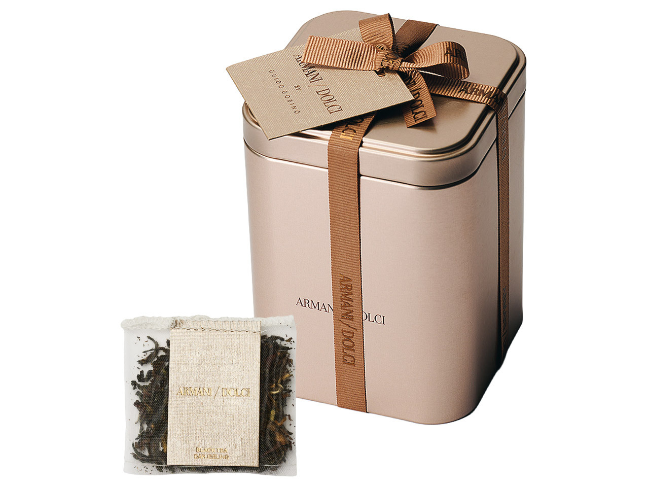 銀座『ARMANI/DOLCI』の「ブラックティー/ダージリン」