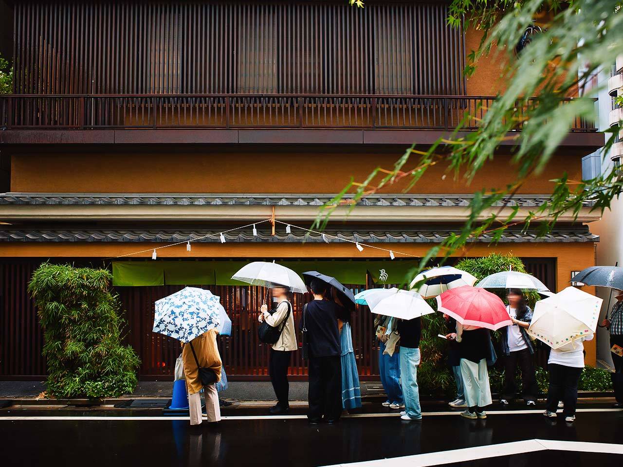 京橋『伊勢廣 京橋本店』の外観