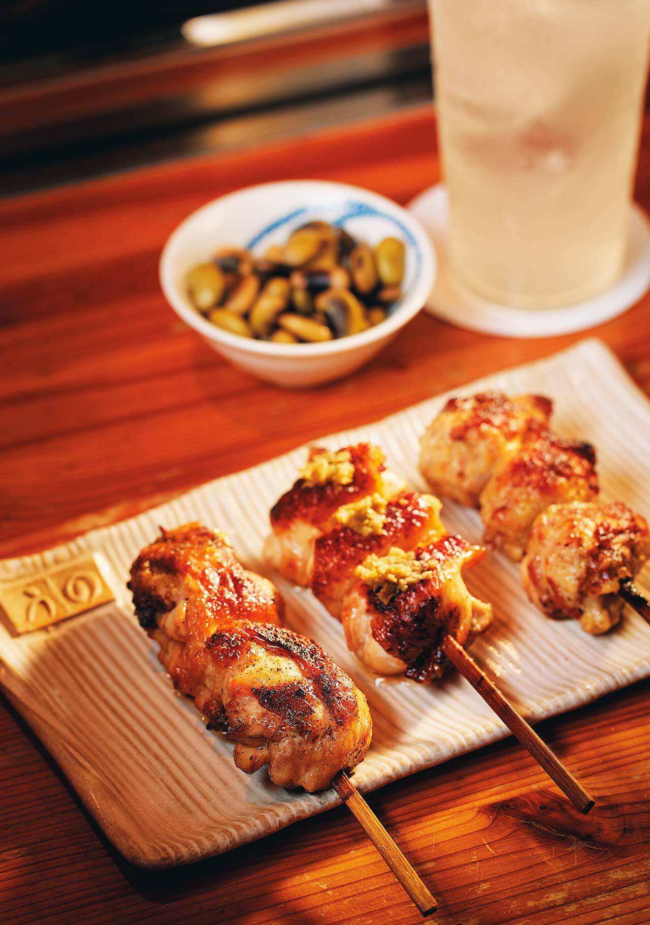 奥沢『焼鳥 うの』の「ひざ軟骨」、「抱き身」、「つくね」