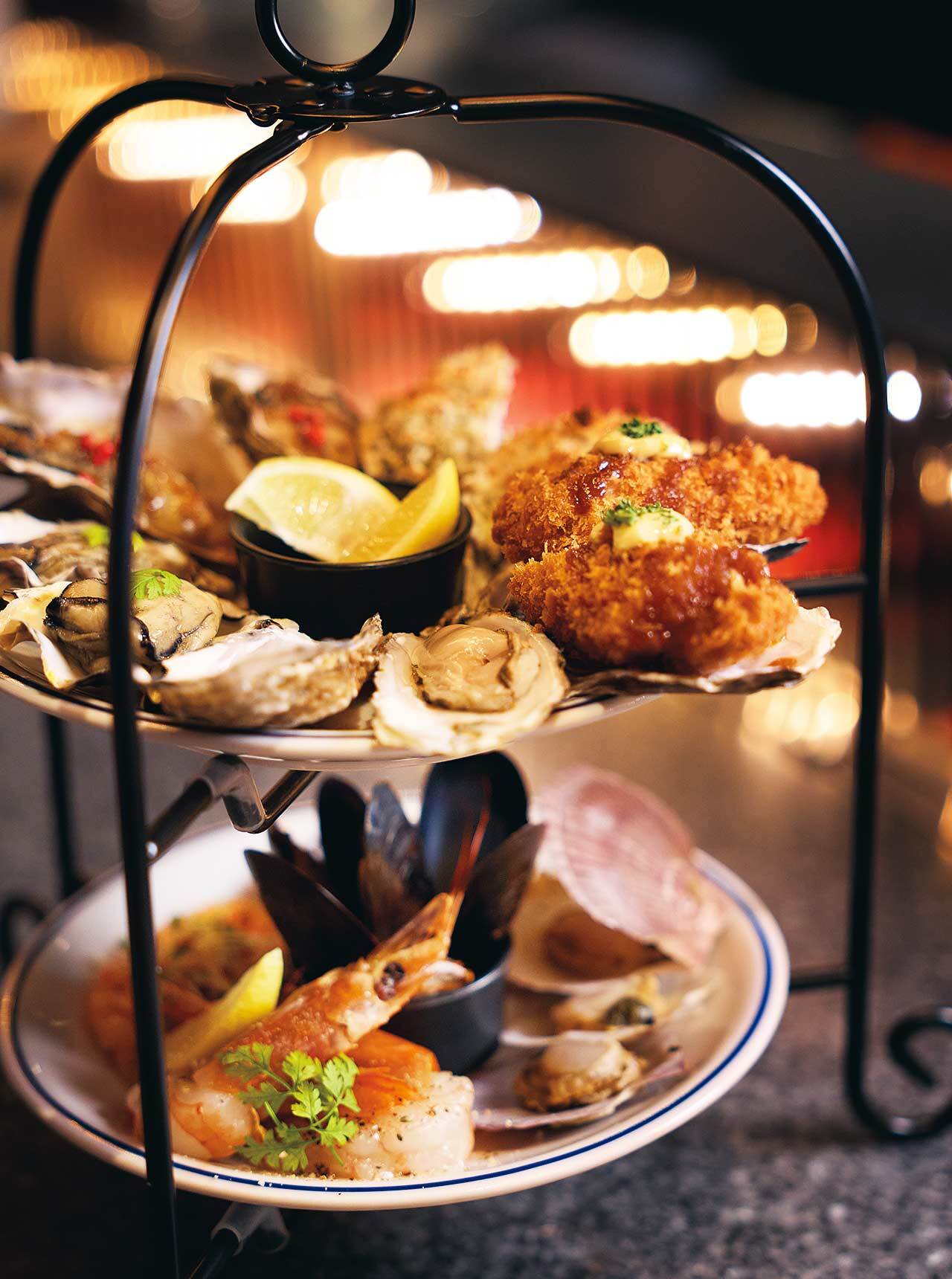 赤坂見附『TOKYO Oyster PUB』の「シーフードプレート」