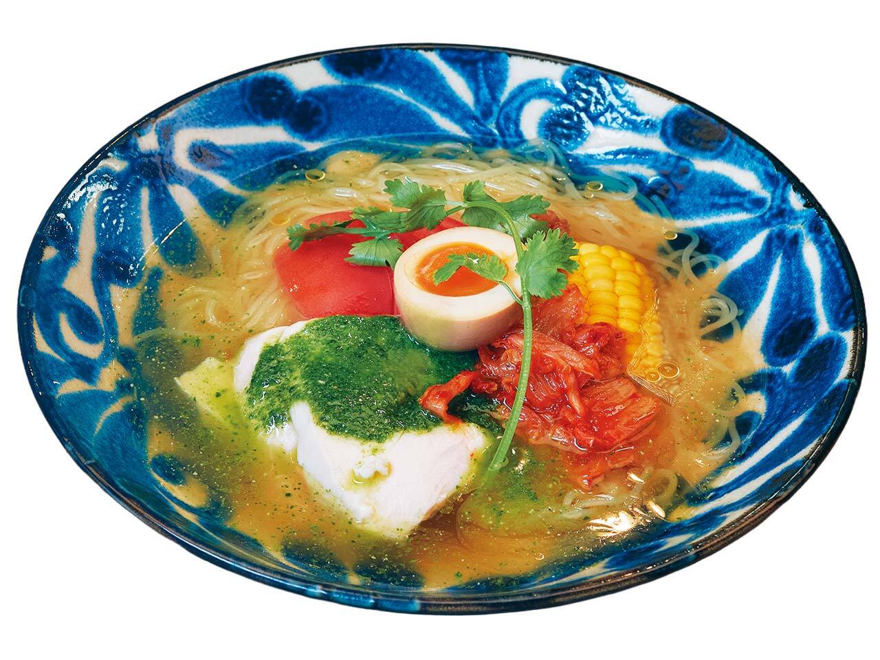 下北沢『ニューかかん』の「ジェノベーゼ冷麺」
