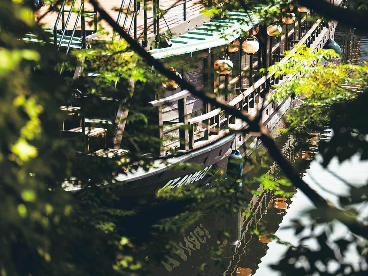 『屋形船 いざなぎ』の外観