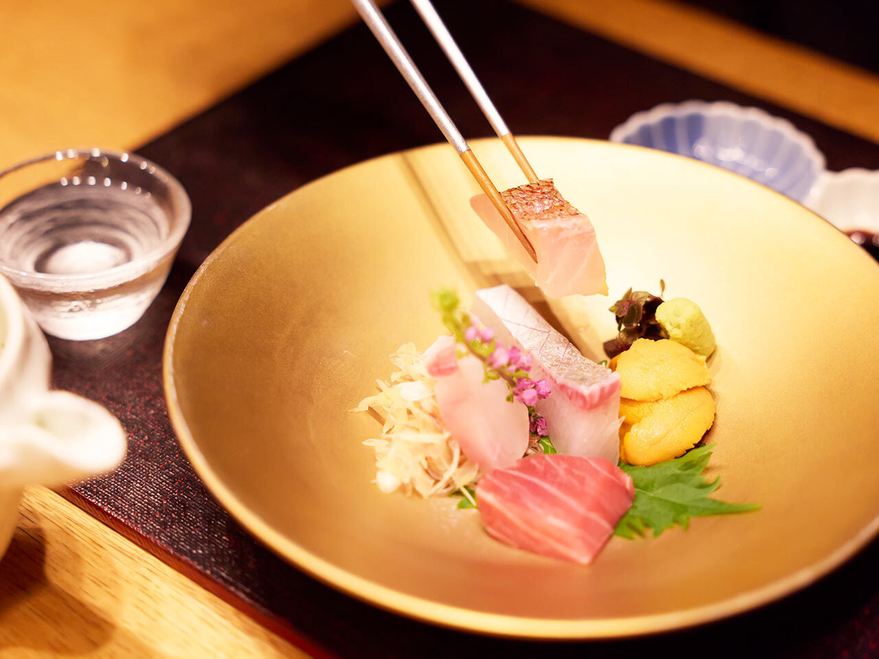 広尾『こうもと』の刺身の盛り合わせ