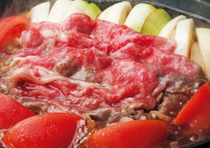 トマトすき焼きって知ってる？うまみたっぷりな絶品冬グルメの決定版！