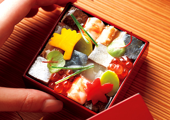 旬”が詰まった宝石箱のような八寸が、港区の大人たちを魅了している