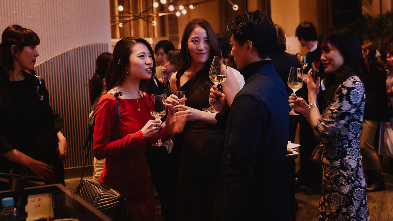 Fd0b27ee79f9f3cb838525cf9fb8d4