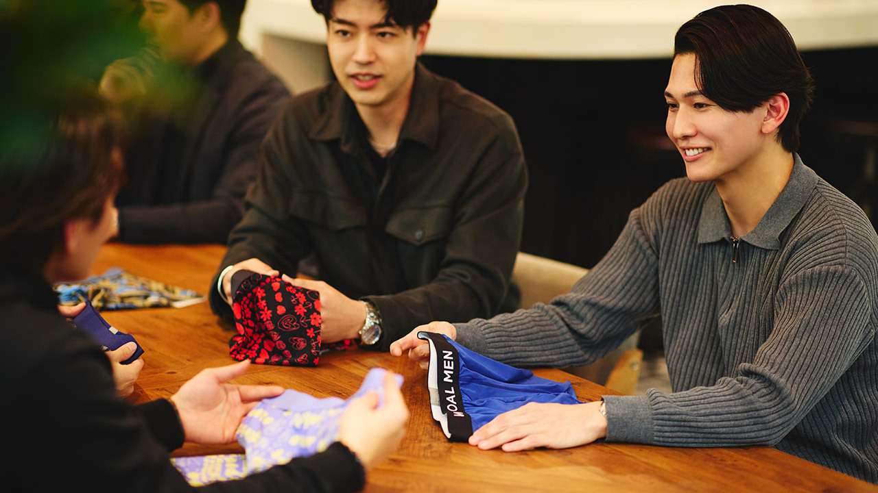 男の余裕を醸し出す「見えない投資」。ワコールの技術が光る男性用下着で、快適な毎日を。