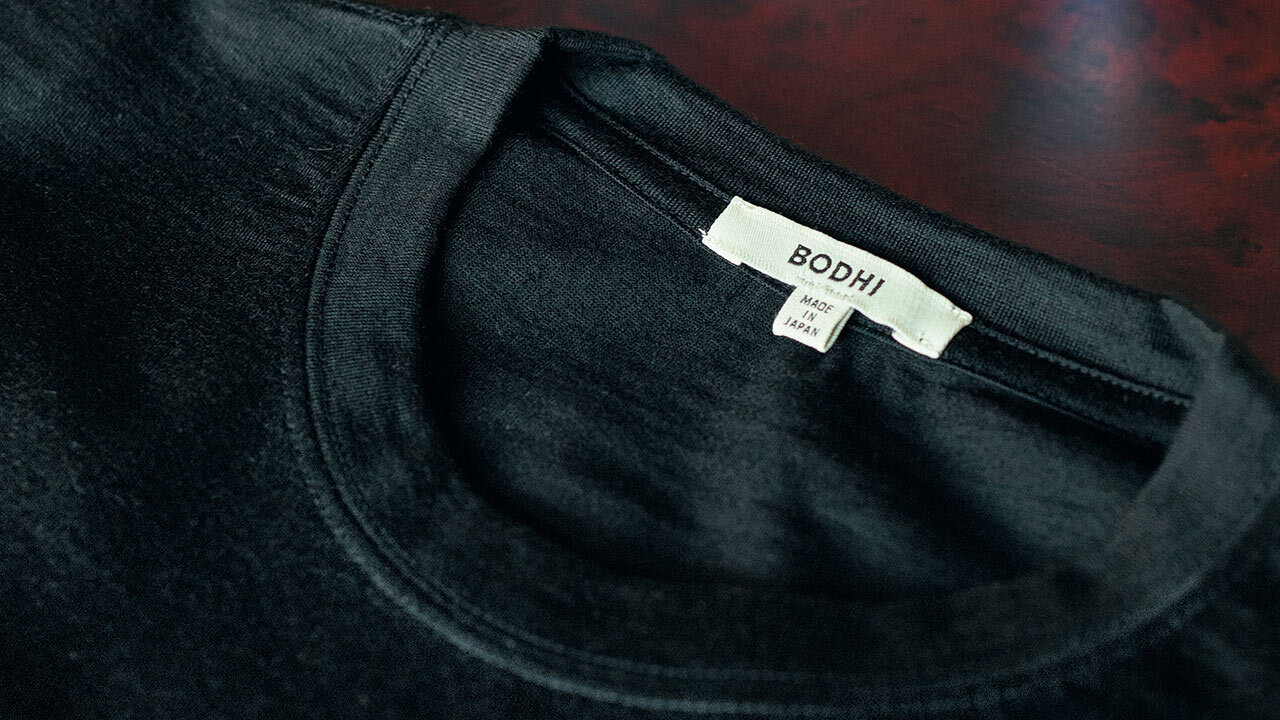 メンズ夏服選びの正解！臭いも型崩れもないカシミヤTシャツが一生モノになる理由