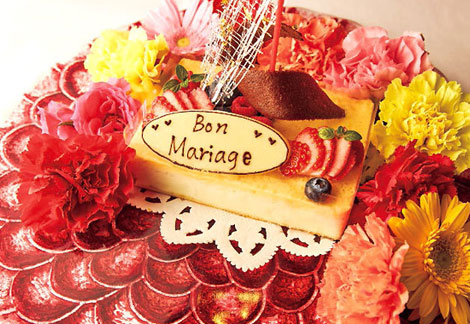 華やかな記念日プレートが大好評 中山秀征が妻との結婚記念日に訪れた思い出のフレンチ 東京カレンダー