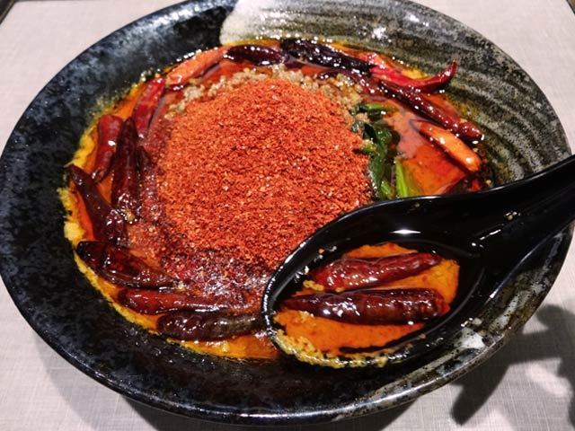 辛くて旨くてクセになる 汗が噴き出す都内最強のウマ辛麺10選 1 5 東京カレンダー グルメ レストラン ライフスタイル情報