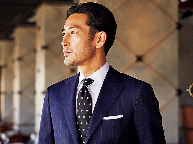スーツ姿が色っぽすぎる そんな男の共通点はネクタイの結び方にあり 1 2 東京カレンダー