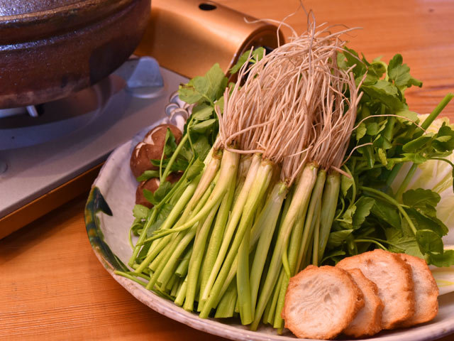 話題のせり鍋って知ってる 仙台名物のヤミツキになる美味しさに迫る 東京カレンダー