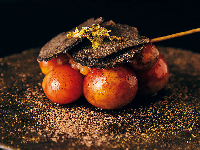 渋谷の繁華街のど真ん中にふたつの顔を持つ人気の焼き鳥店が潜んでいた 2 2 東京カレンダー