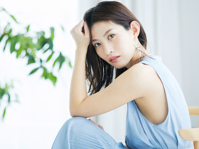 19歳で初めてビキニを着てから エキゾチックで透明感のある大人の女へ 1 3 東京カレンダー