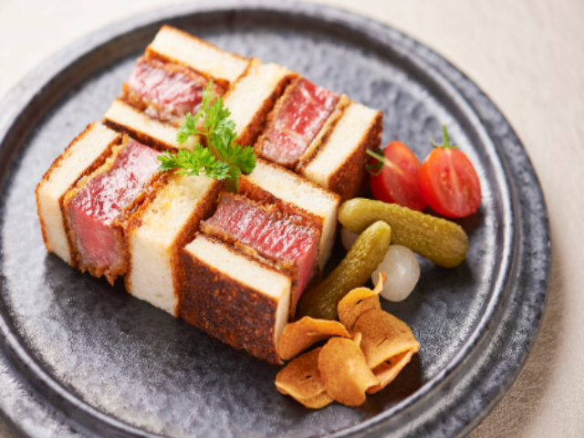 神戸牛ステーキに殻付き伊勢海老 銀座の 鉄板焼き も今 お家で楽しめる 東京カレンダー