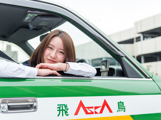 恵比寿 中目近辺で会える 美人すぎるタクシードライバーが運転する理由 1 2 東京カレンダー グルメ レストラン ライフスタイル情報