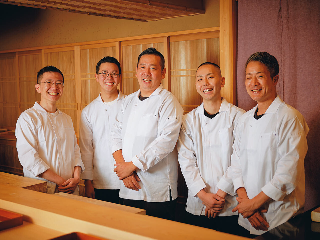 銀座一丁目『銀座 きた川』の武井氏、金城氏、北川氏、田中氏、山口氏