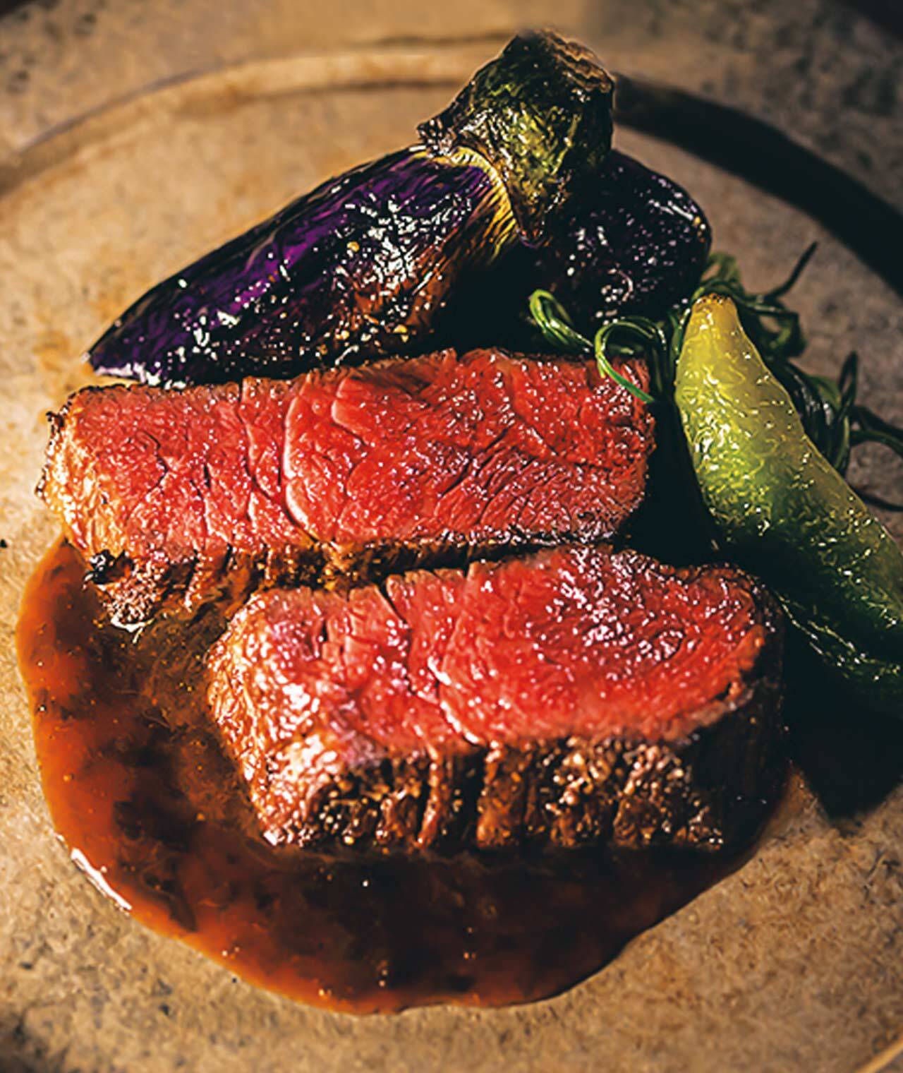 新橋『せろ』の「尾崎牛の肩三角のロースト」