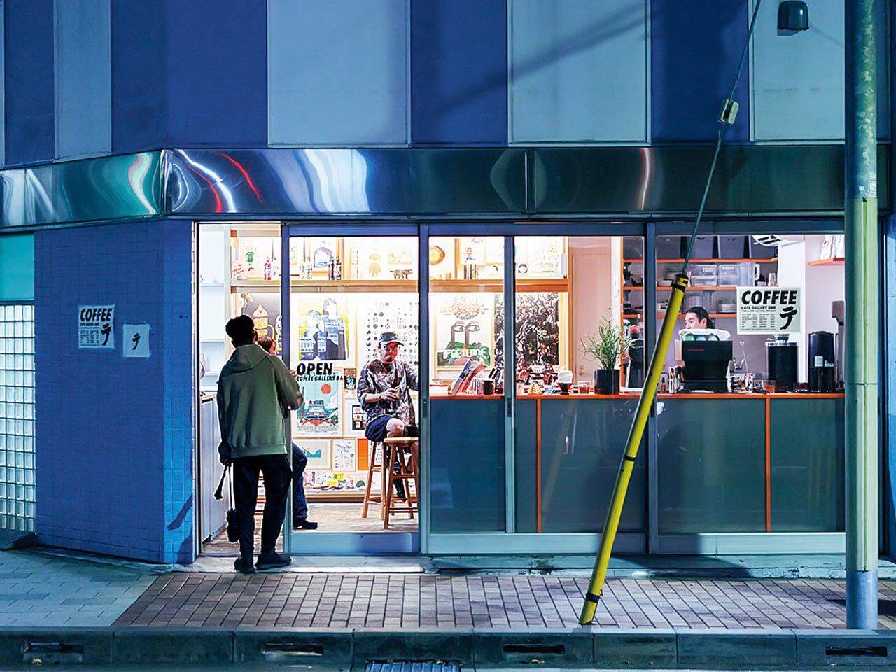 馬喰横山『テ』の外観