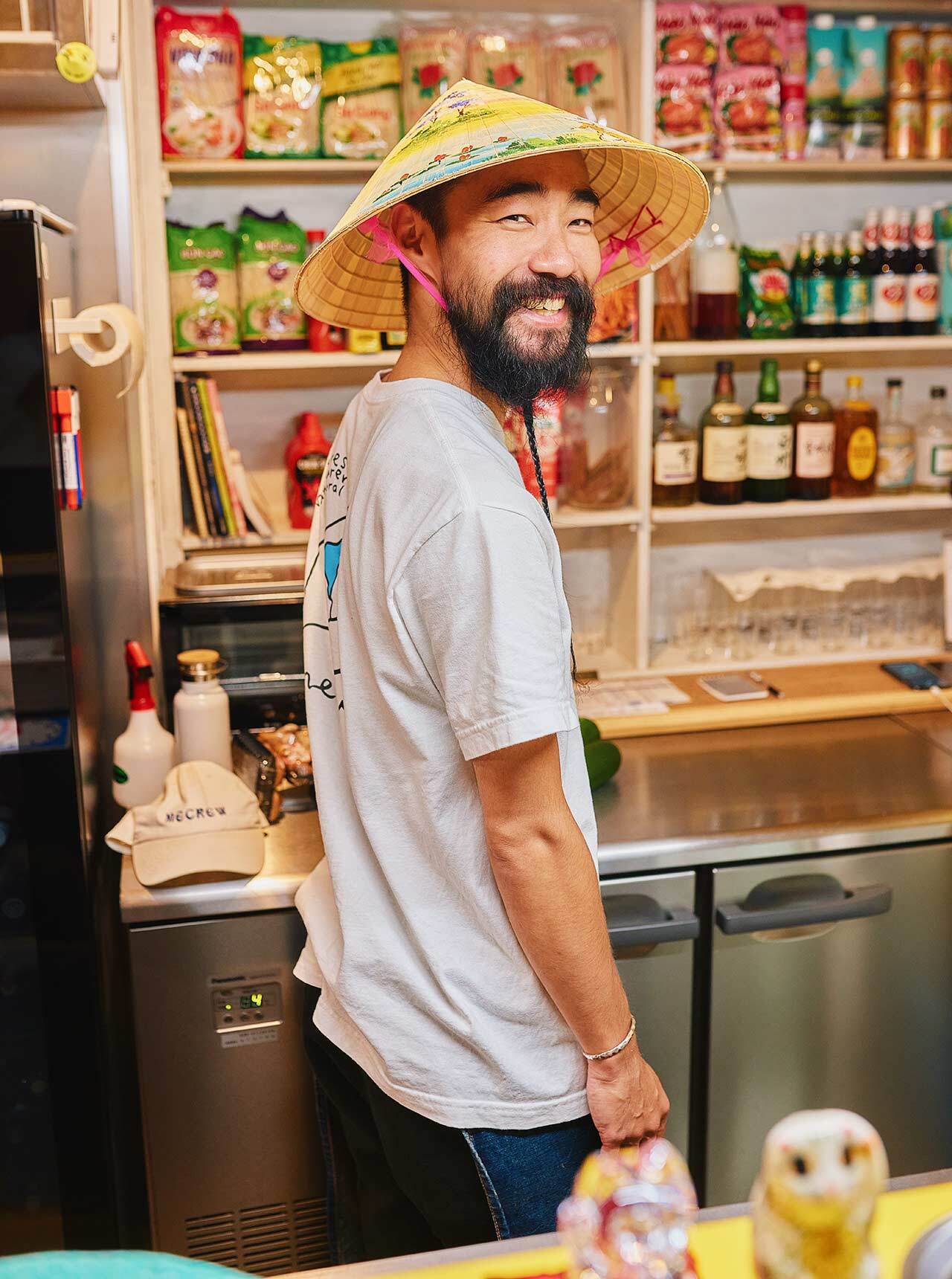 神楽坂『ベトナム屋台スタンド めくる莊』の秋山友樹氏