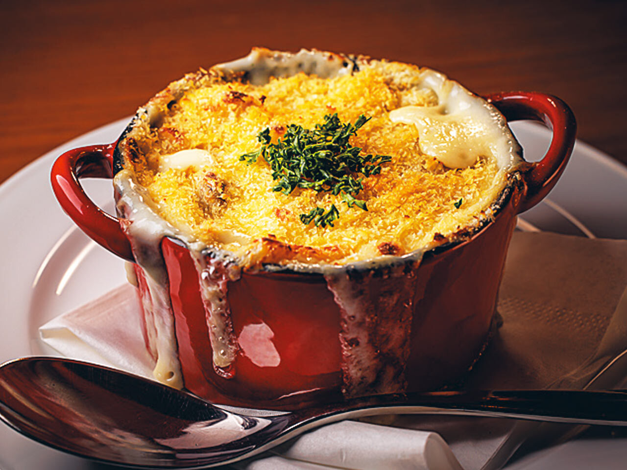 白金高輪『洋食レストラン marronnier』の「ブルーチーズのグラタン」