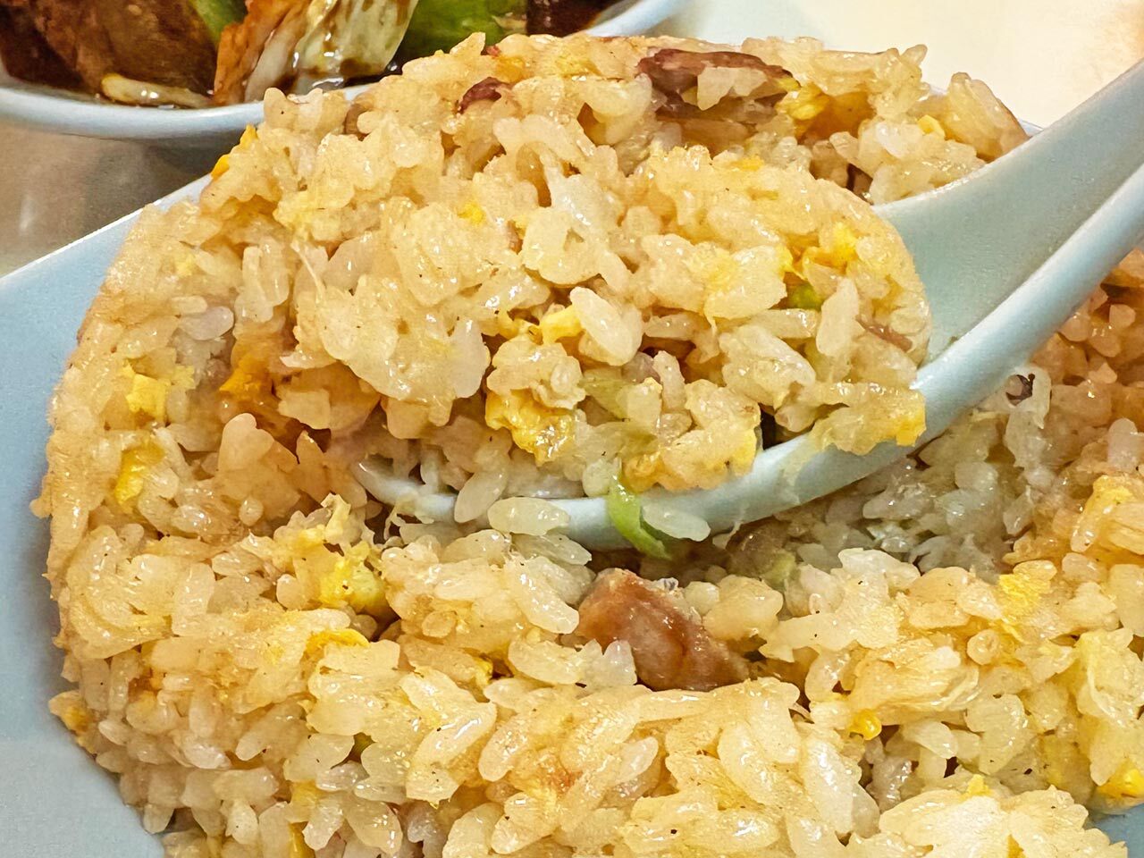 神楽坂『龍朋』の「チャーハン」