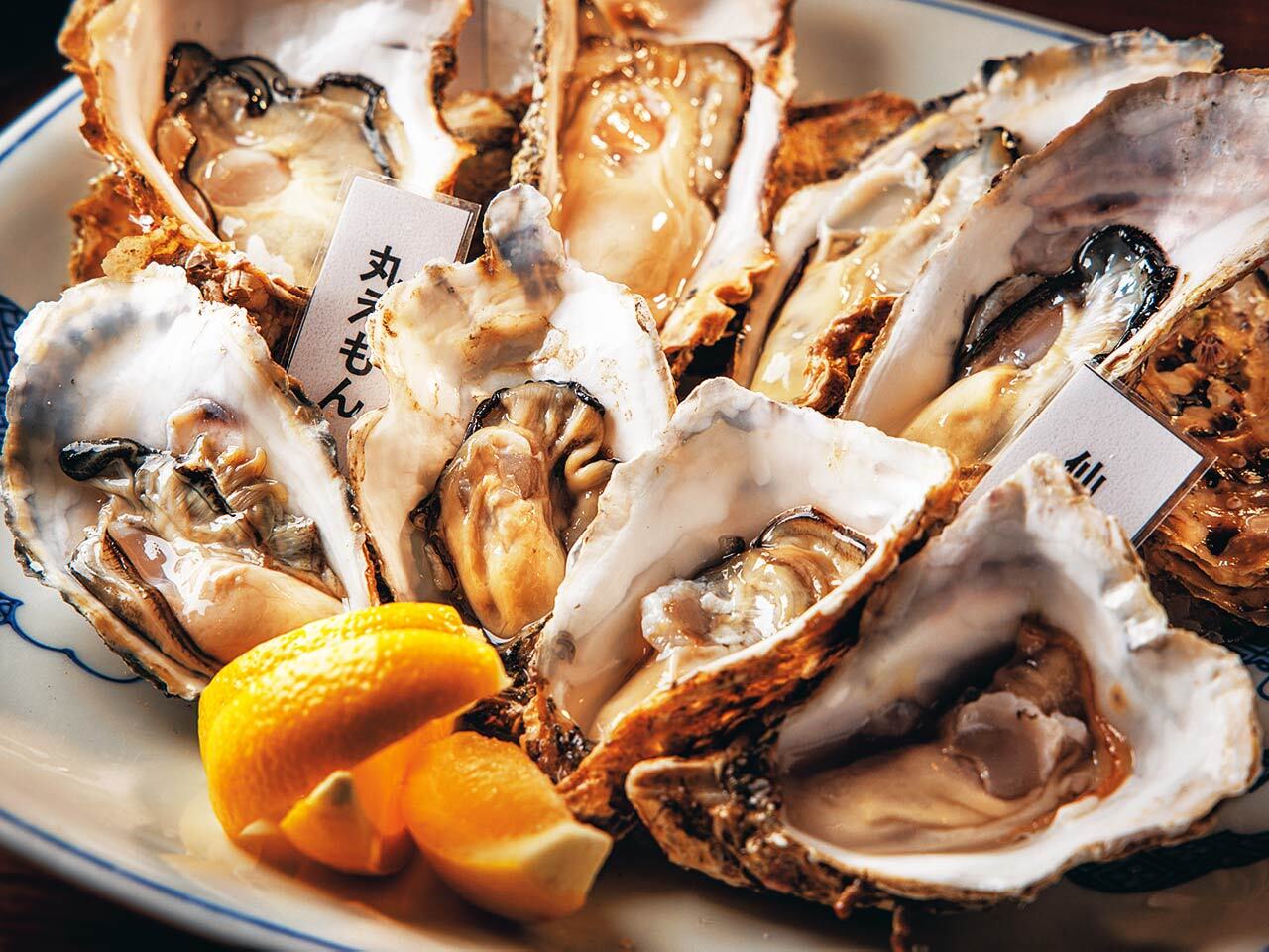 新橋『牡蠣海鮮料理 かき家 こだはる 新橋店』の「生牡蠣４種盛り合わせ」