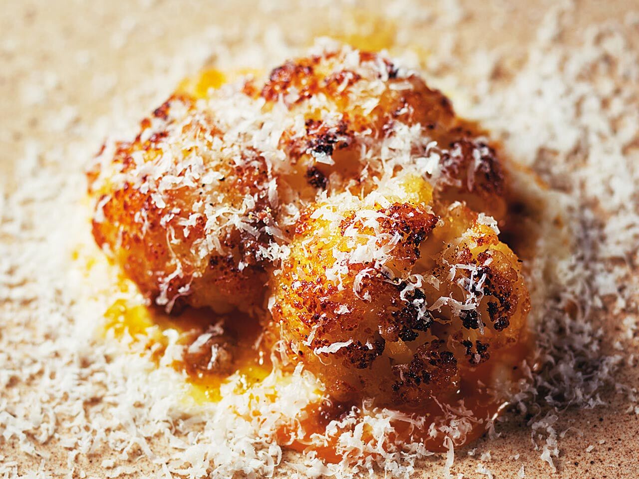 白金高輪『ristorante io』の「カリフラワーのロースト」