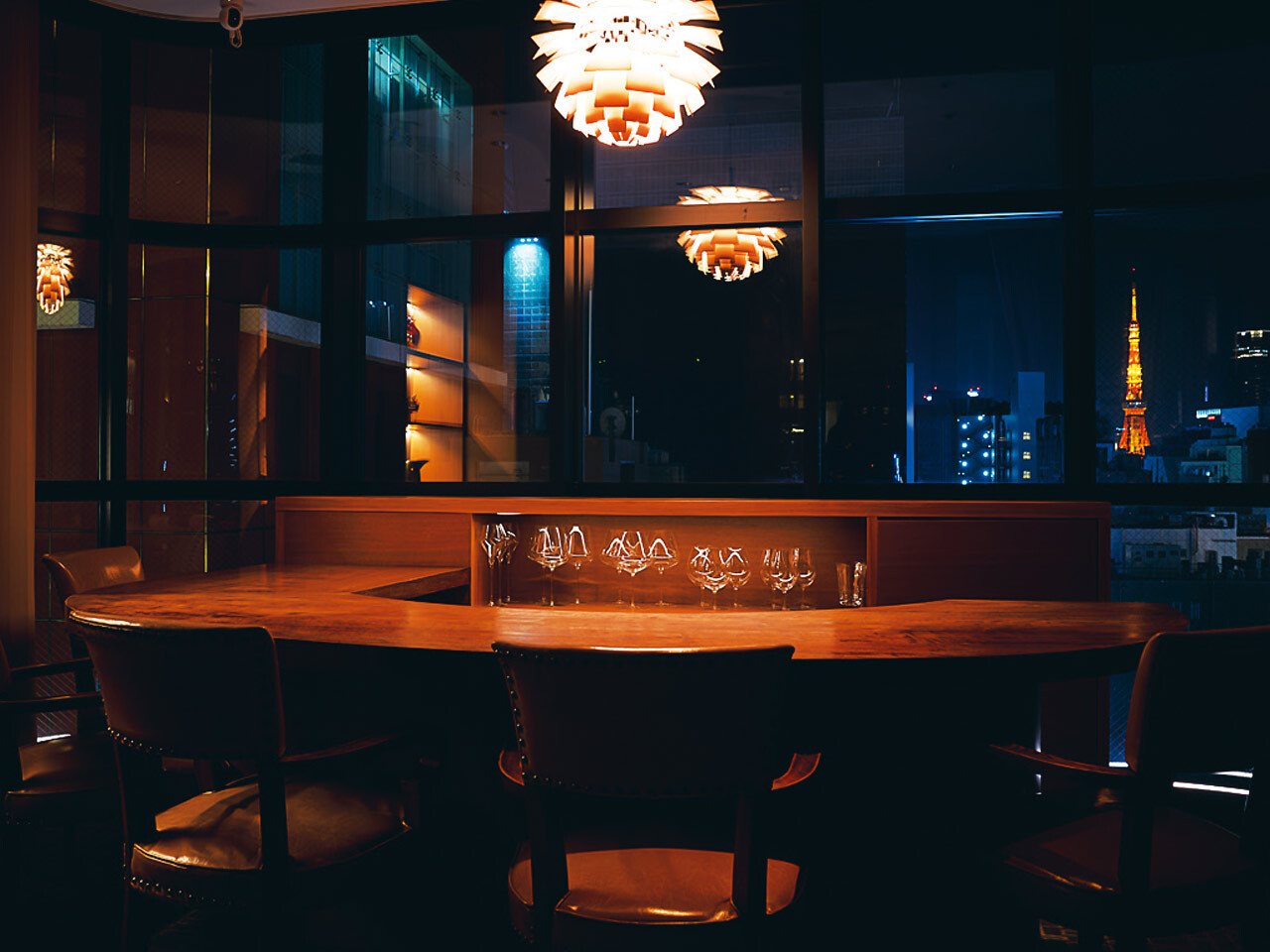 新橋『MIDAIR』の内観