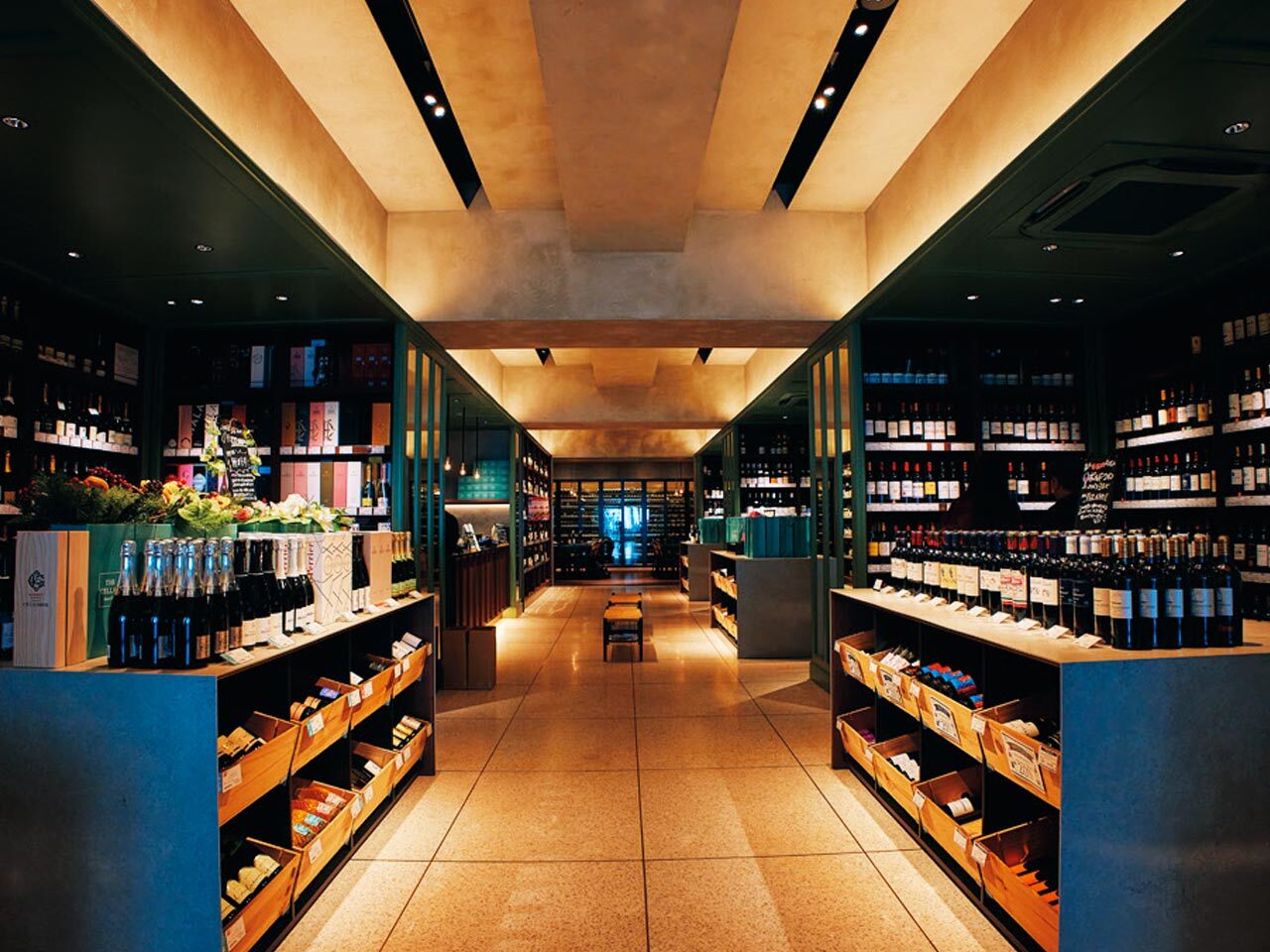 内幸町『THE CELLAR 虎ノ門本店』の内観